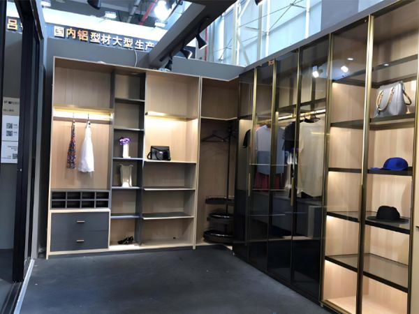 全鋁家具型材